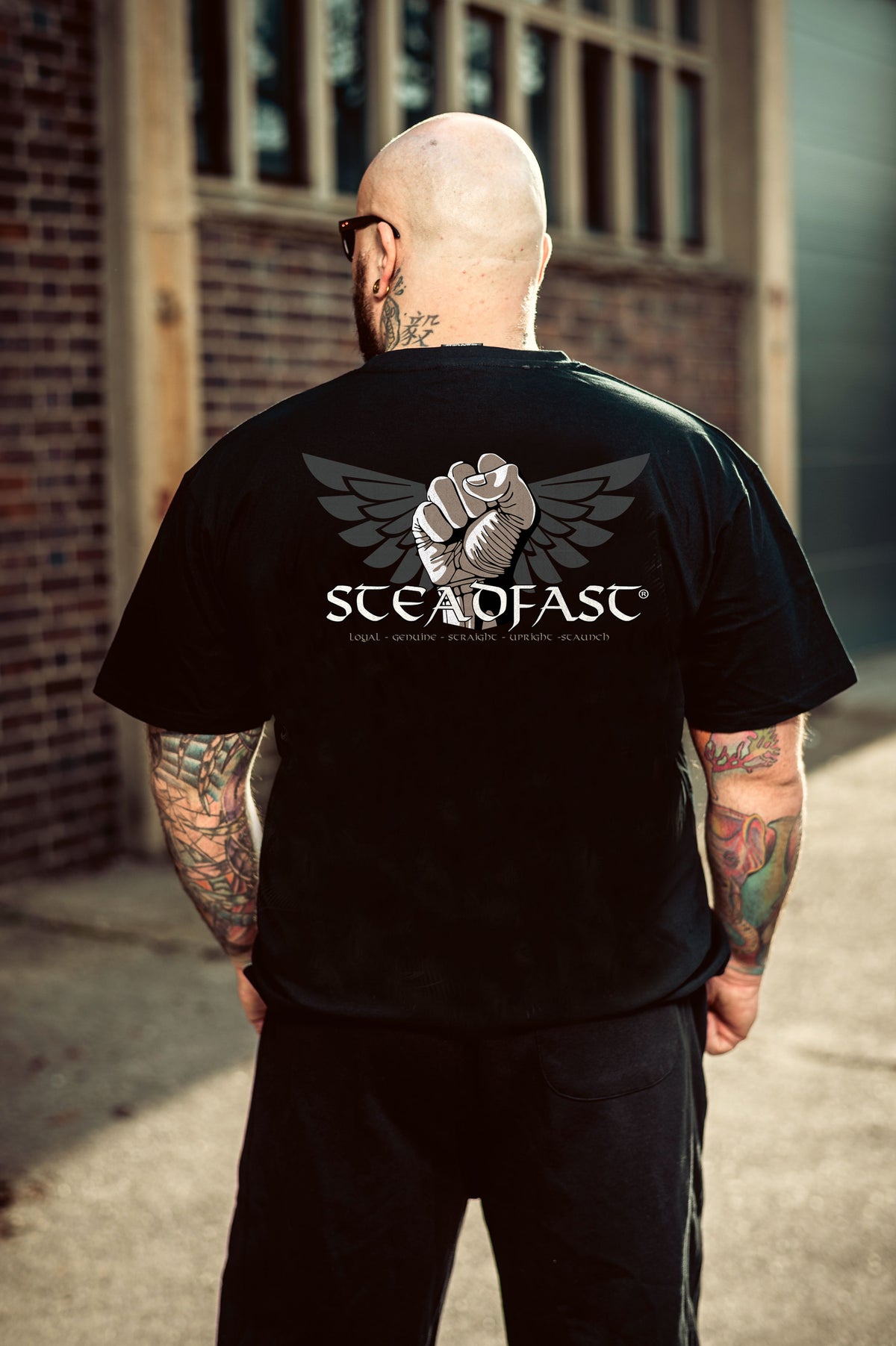 Steadfast T-Shirt SF2 „Valhalla Is Waiting“